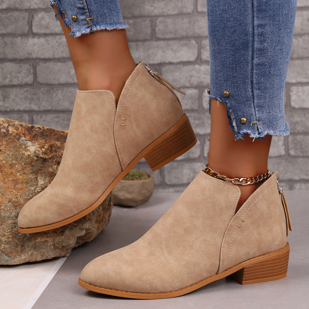 Bottines à Talons Épais et Bout Pointu