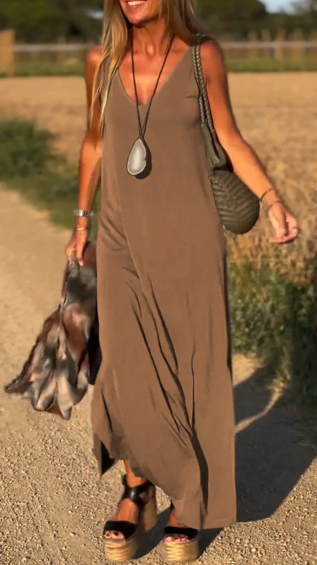 PILY | Robe Féminine Élégante à Bretelles